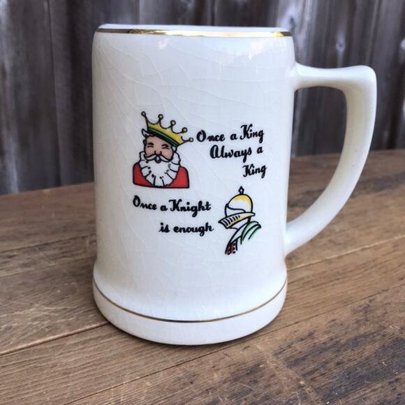 Once a King Always a King, Once a Knight is Enough Vintage Novelty Mug - Retro - Picture 1 of 5